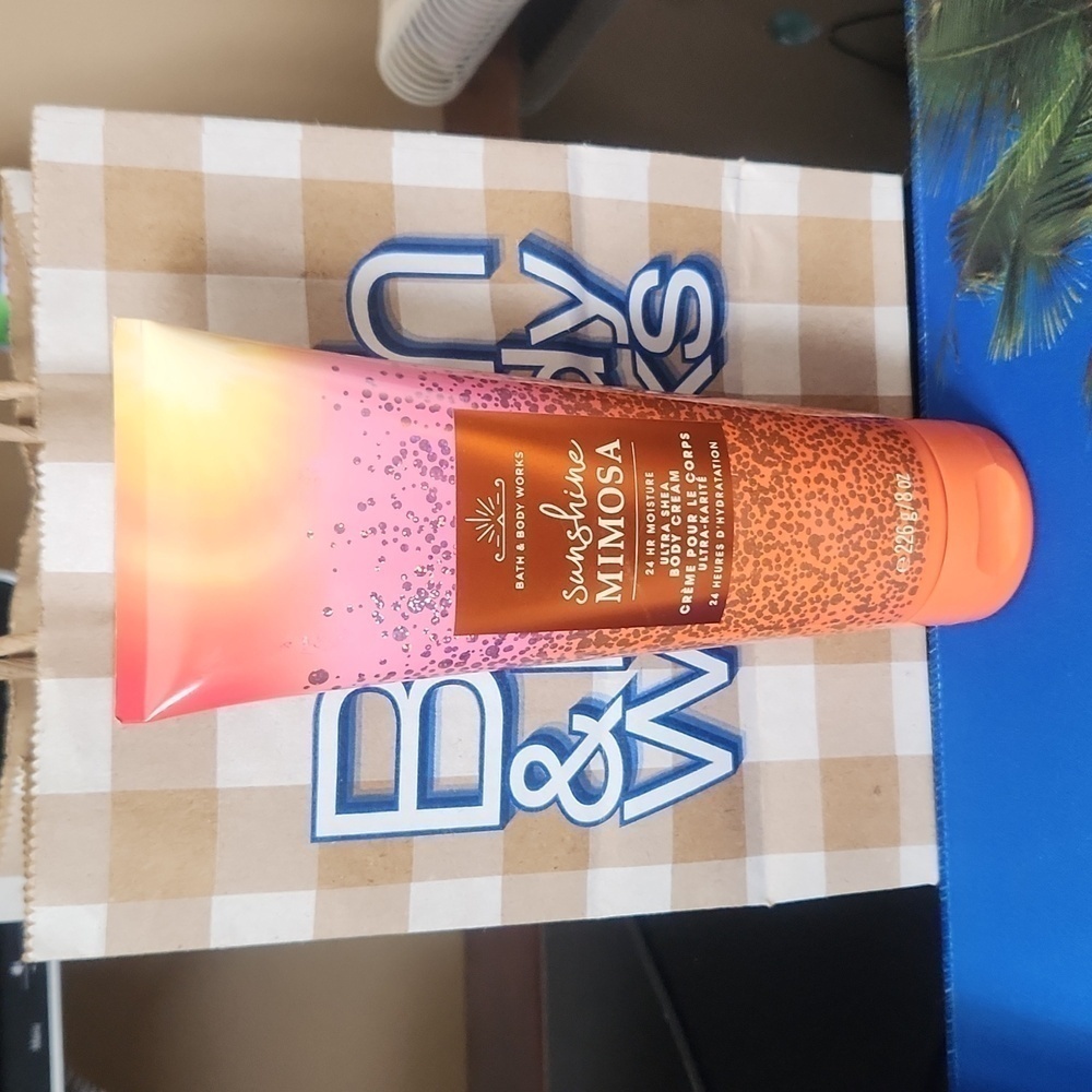 Bath & Body Works Sunshine Mimosa Ultimate Hydration Body Cream